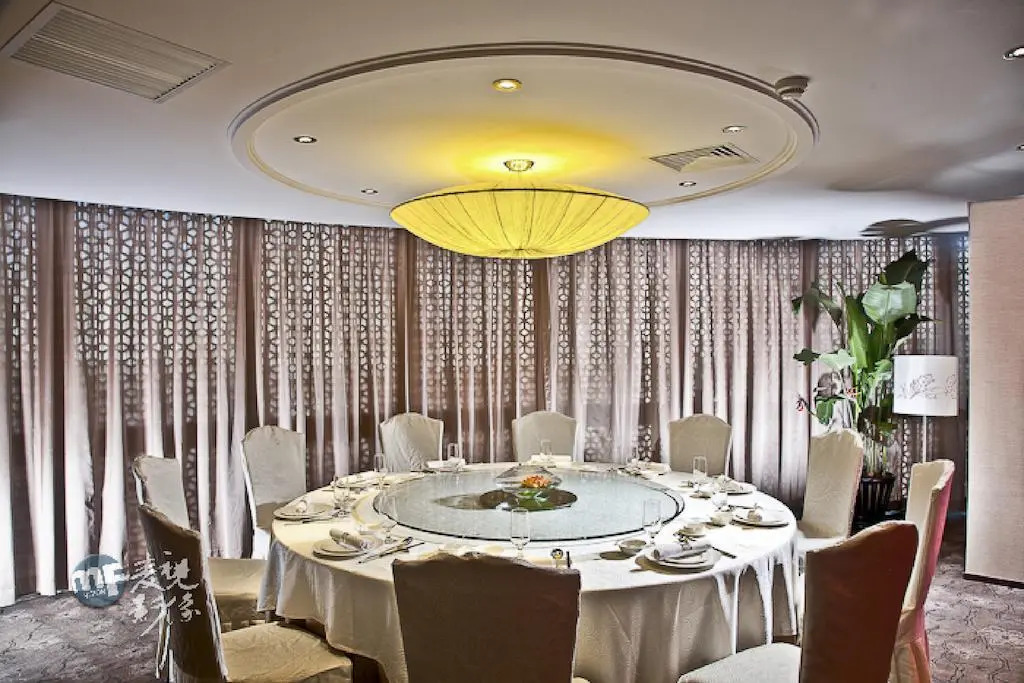 Onehome Yalong International Hotel