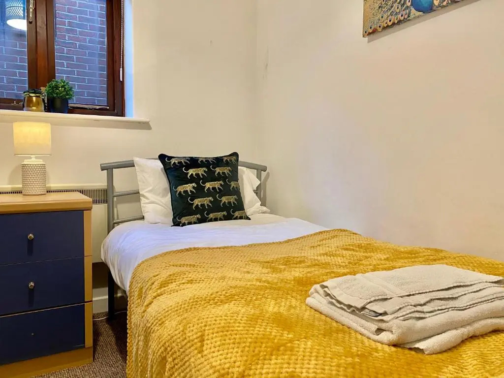 EasyRest Apartments Spalding - Central & Modern Open Plan Apartment