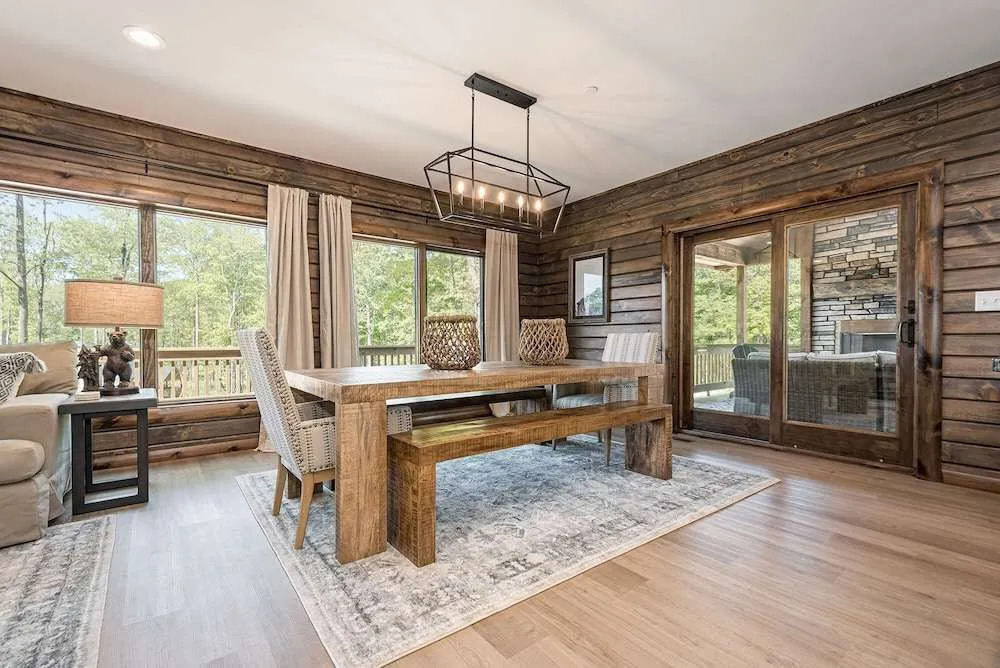 Bear Bottom Lodge