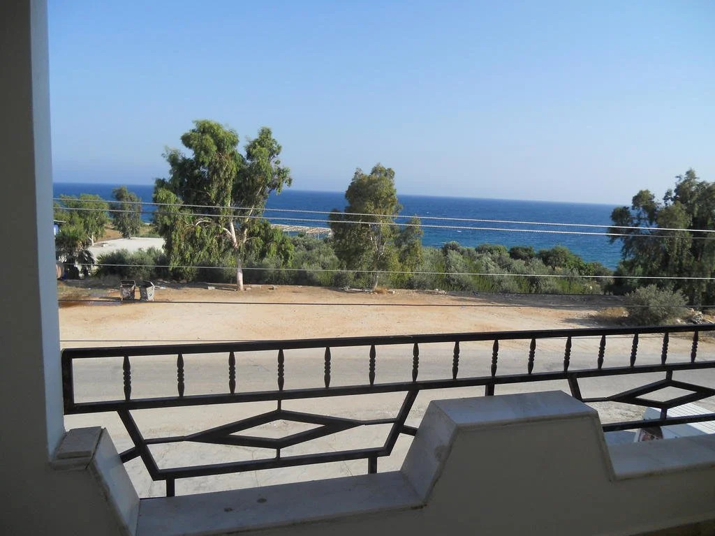 Baris Hotel