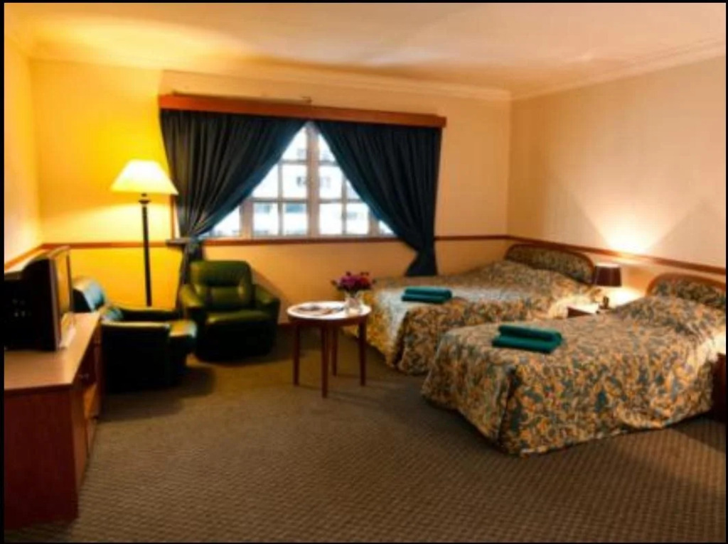 Lone Pine Resort