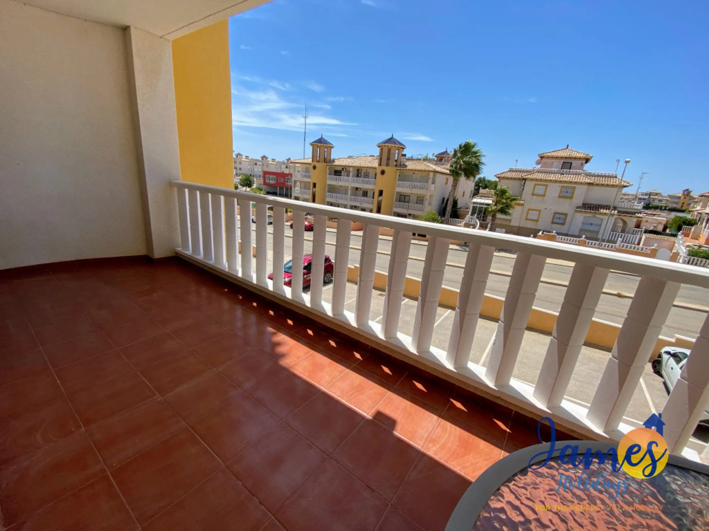 Playa Golf 1st floor apartment & com pool P248