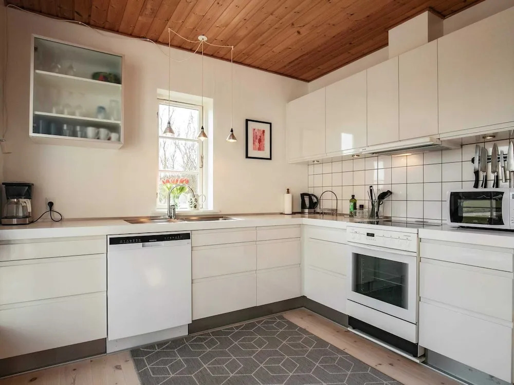 6 Person Holiday Home in Millinge