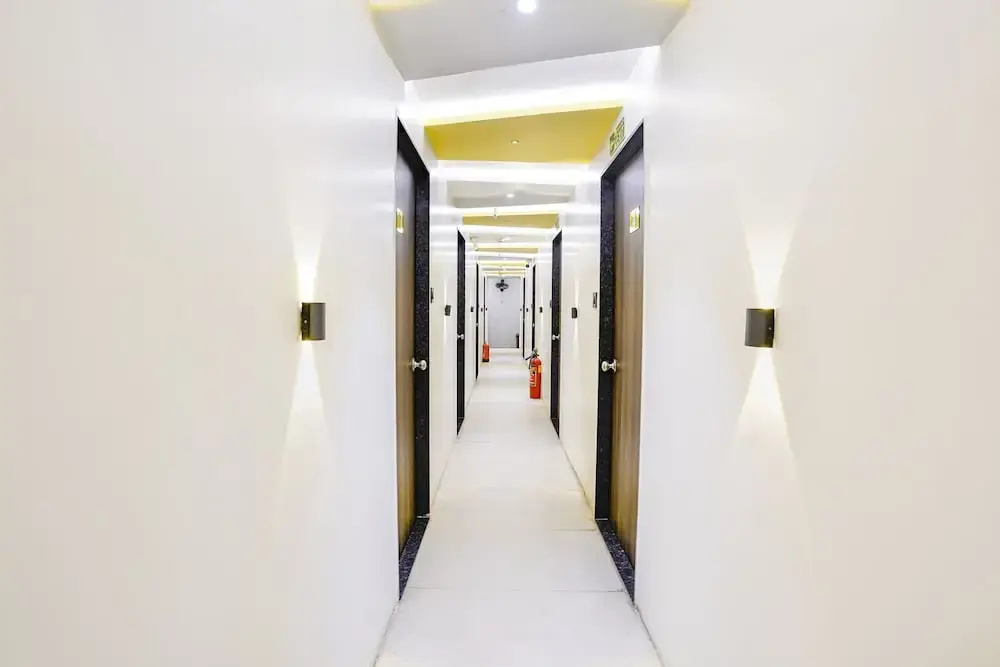 Fabhotel Raviraj Capital