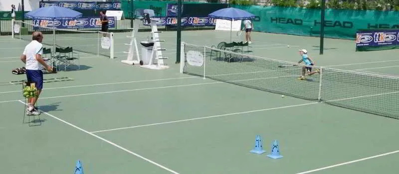 Tennis Hotel