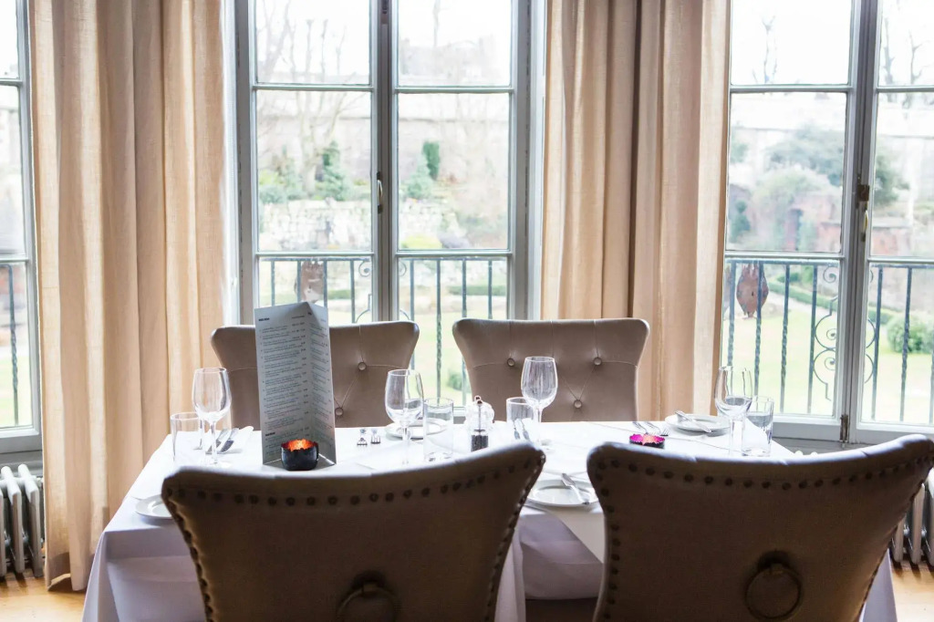 Grays Court Hotel