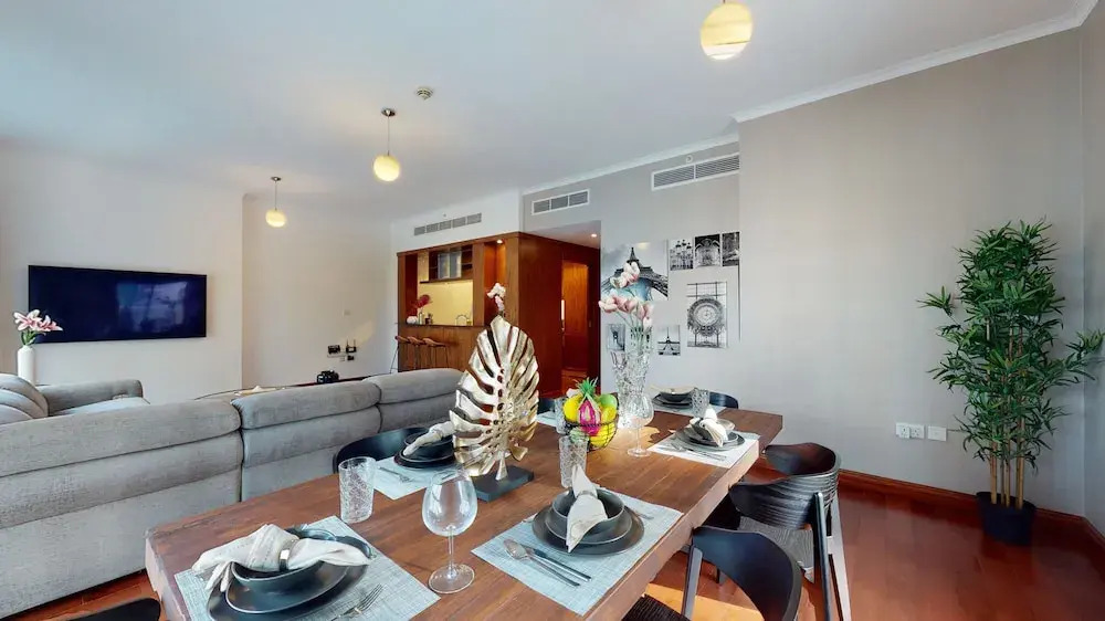 The Residences 601