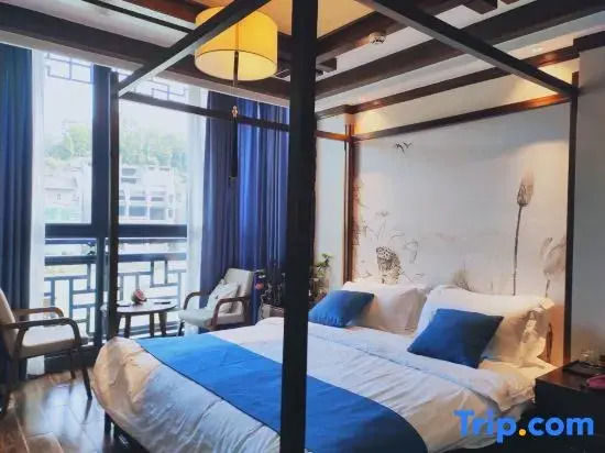 Impression Lishe Boutique River View Inn