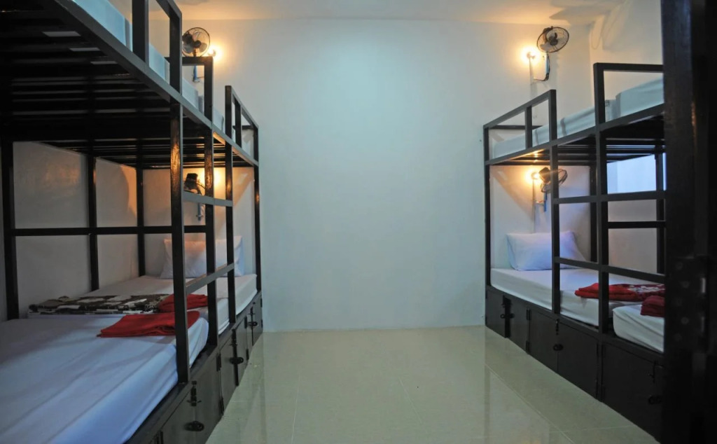 Happy Hippies Hostel