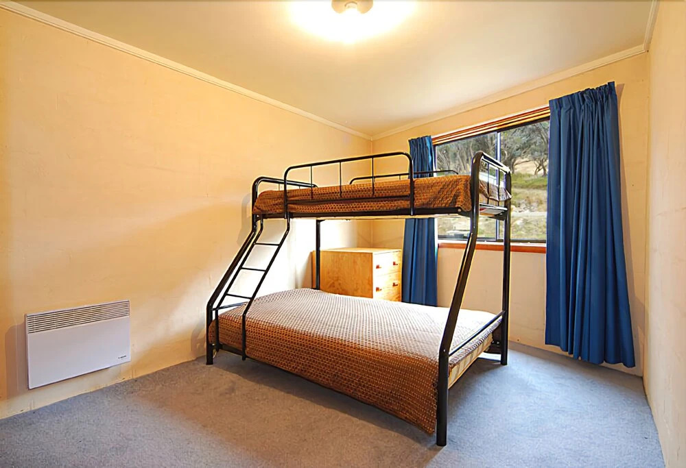 Hotham 1750 11