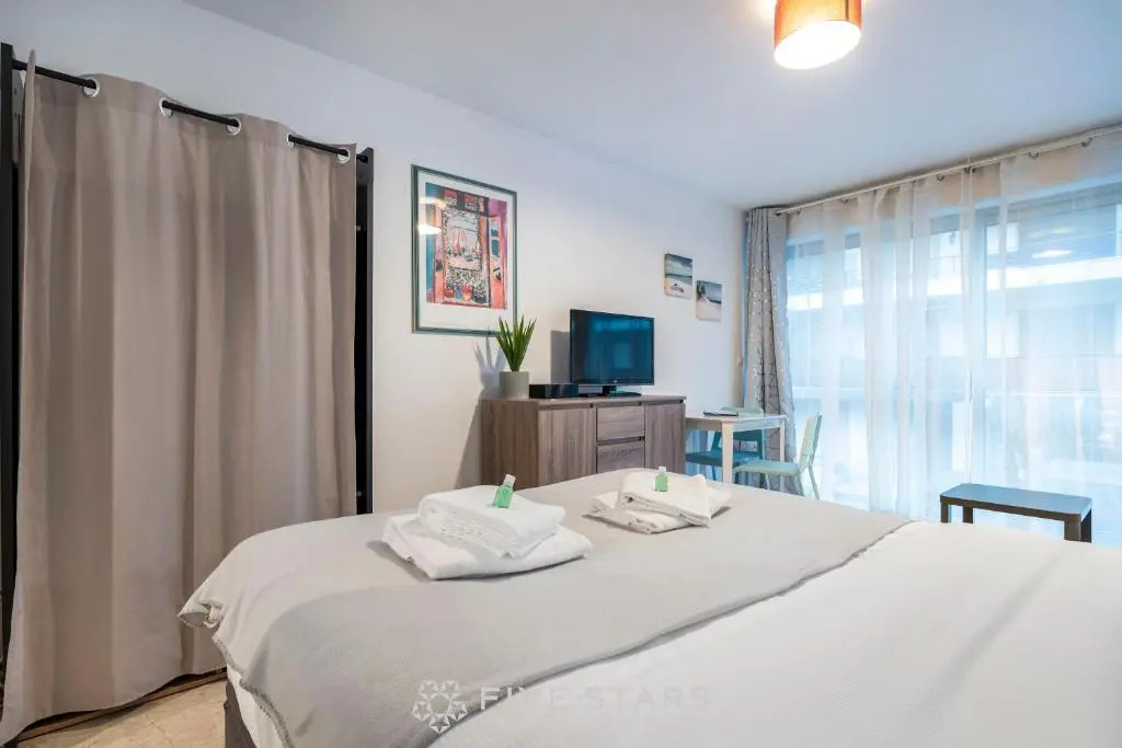 Studio Massenet Five Stars Holiday House