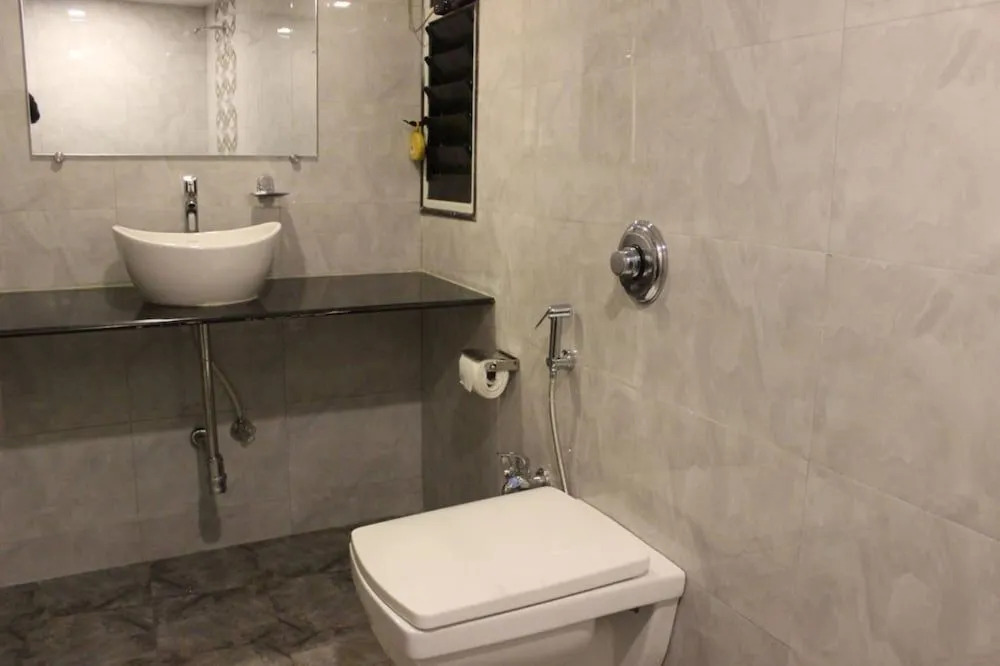 Hotel Seven Hills