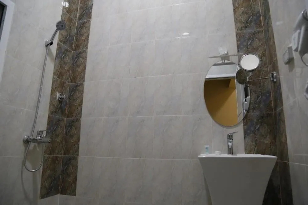 Ibra Plaza Hotel