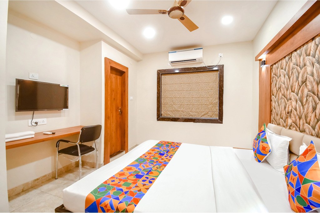 FabHotel Dreamworld Residency - Nr Bisarjan Ghat