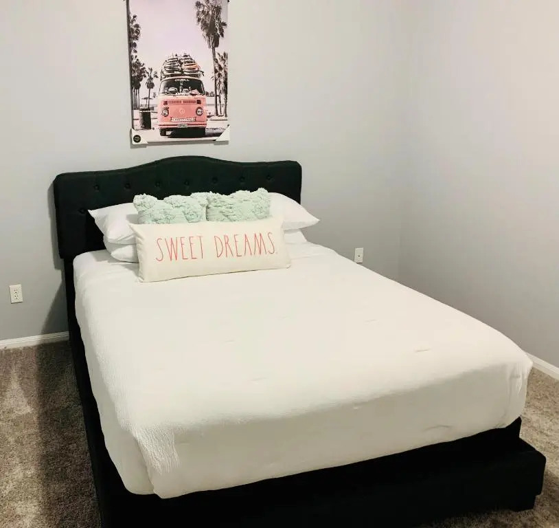 Cozy 3 bedroom House in Killeen; close to Fort Hood, airport, and 50 mins to Austin!