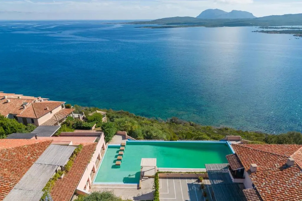 Casa Emozione With Shared Pool