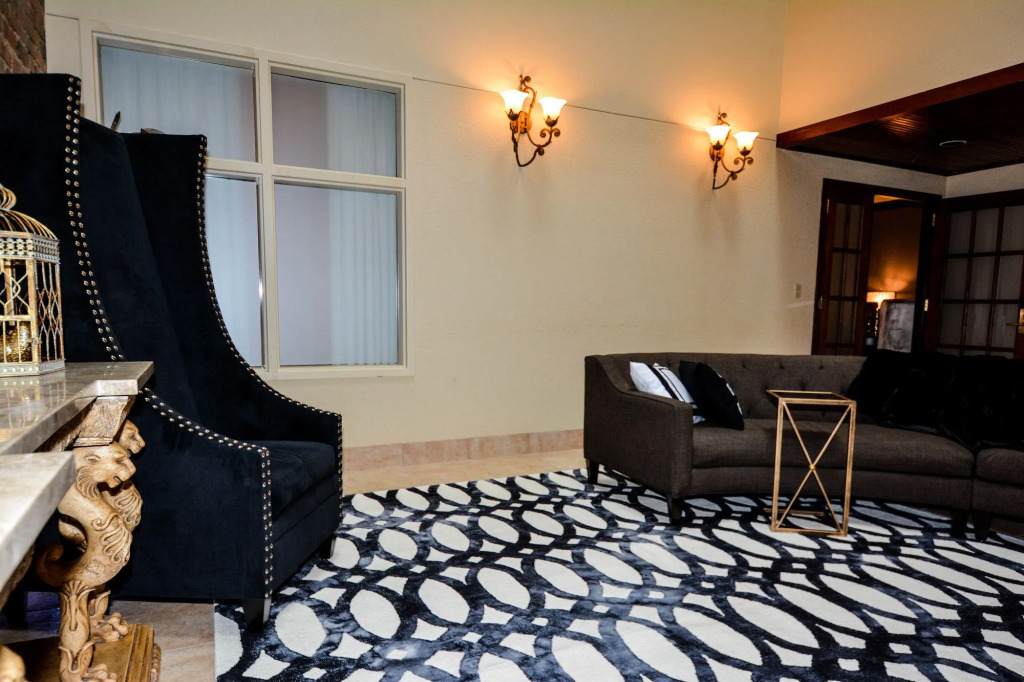 Des Lux Hotel