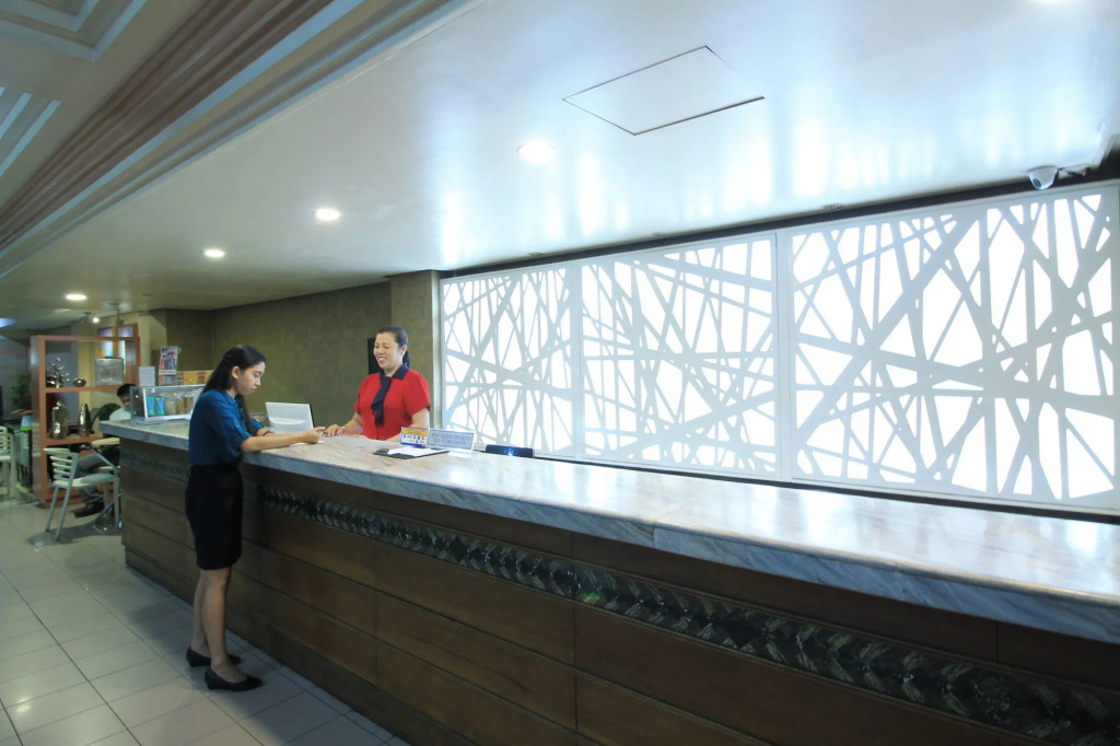 Grand City Hotel Inc