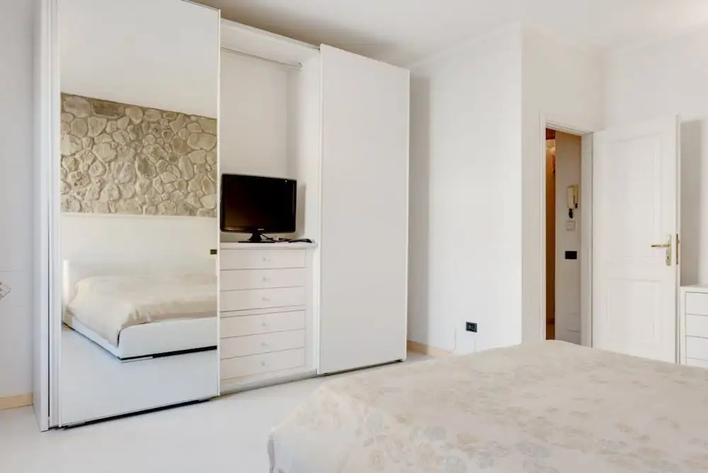 Sarzana White Apartment nel Centro Storico
