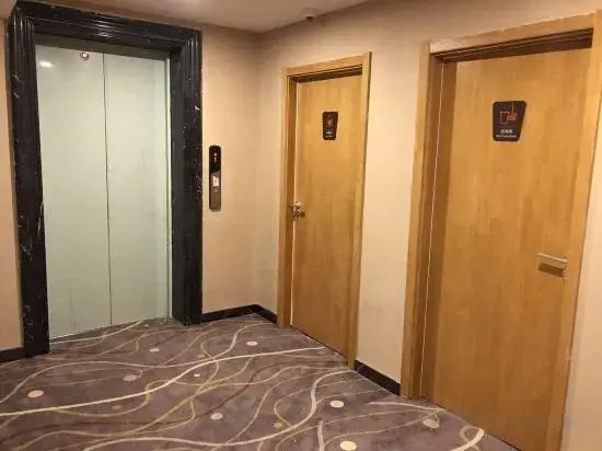 Enjoy staying at Premium Hotel