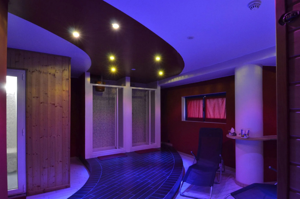 Welcome Hotel