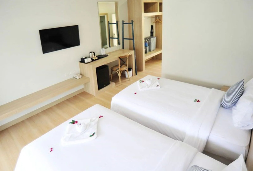 Combo Beach Hotel Samui