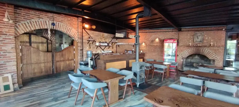 Ceneviz Suit Hotel
