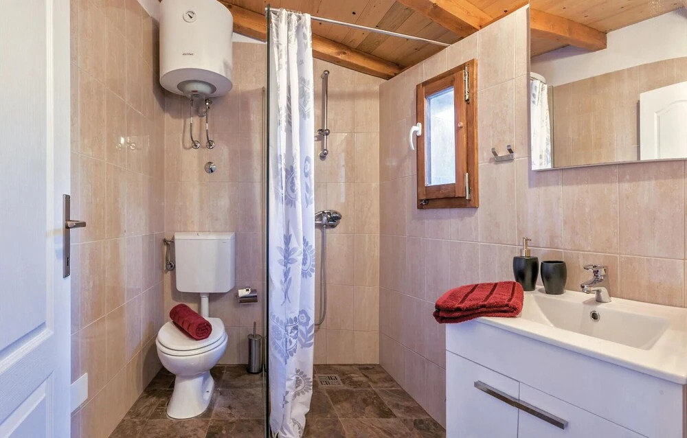 Stunning Home In Milna With Sauna
