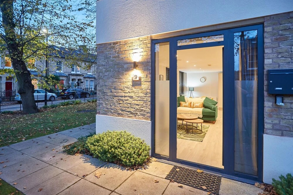 Host Stay Fern in York
