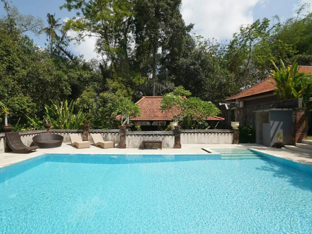 OYO 1840 Kubu Ubud Hotel