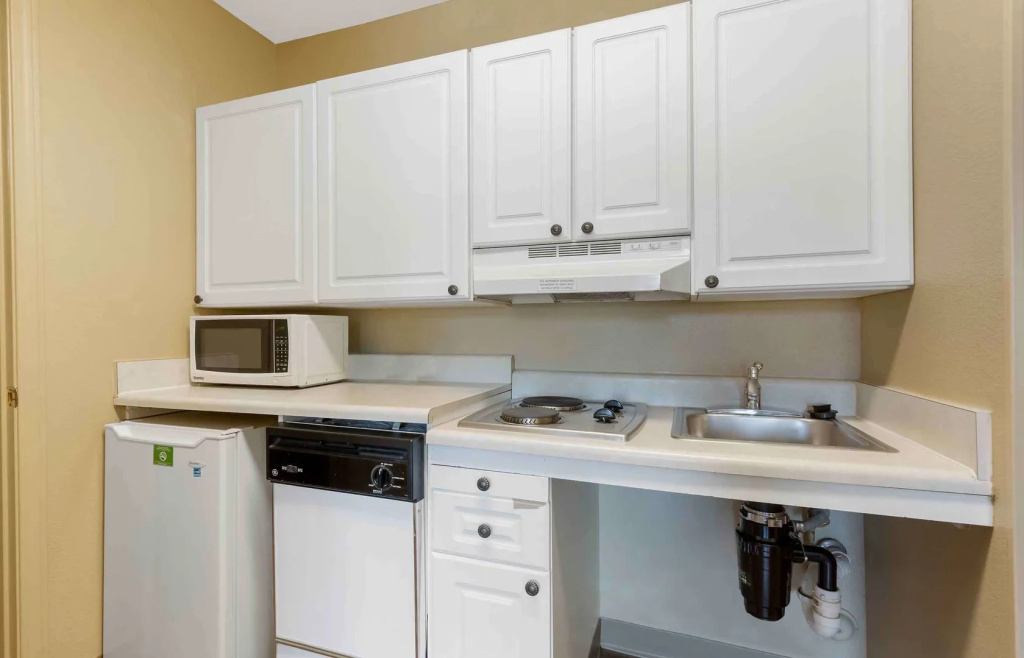 MainStay Suites Washington Dulles Airport