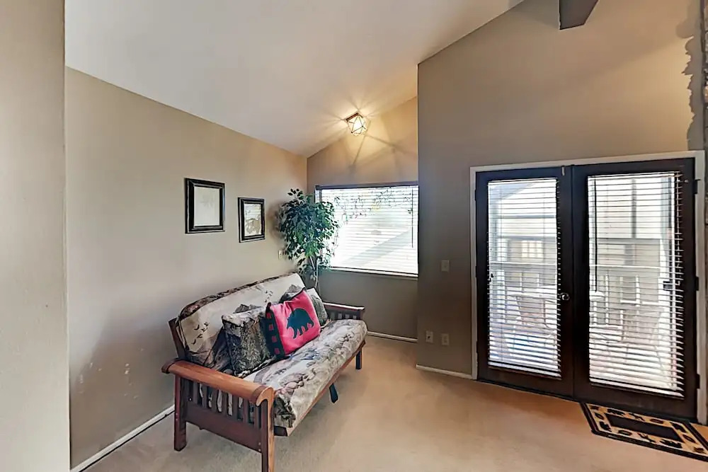 3980lk12 2 Bedroom Condo