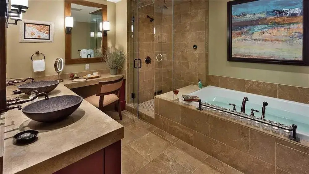 Twilight Peak 502 4 BedroomCondo By Moving Mountains