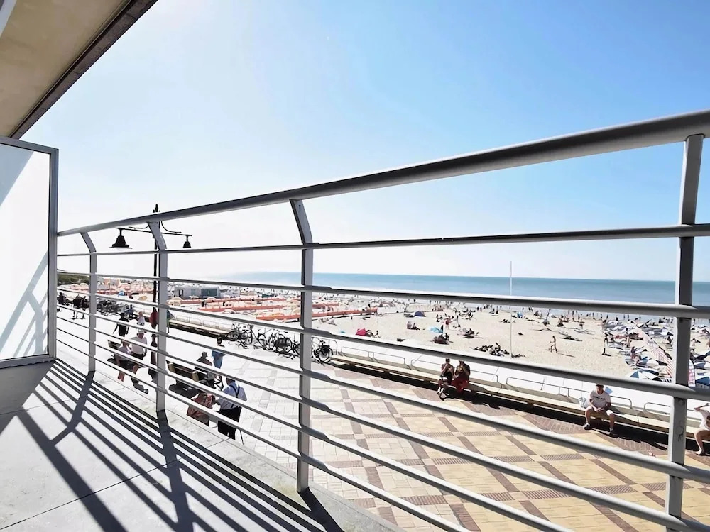 Apartment on Belgian Coast With Sea View