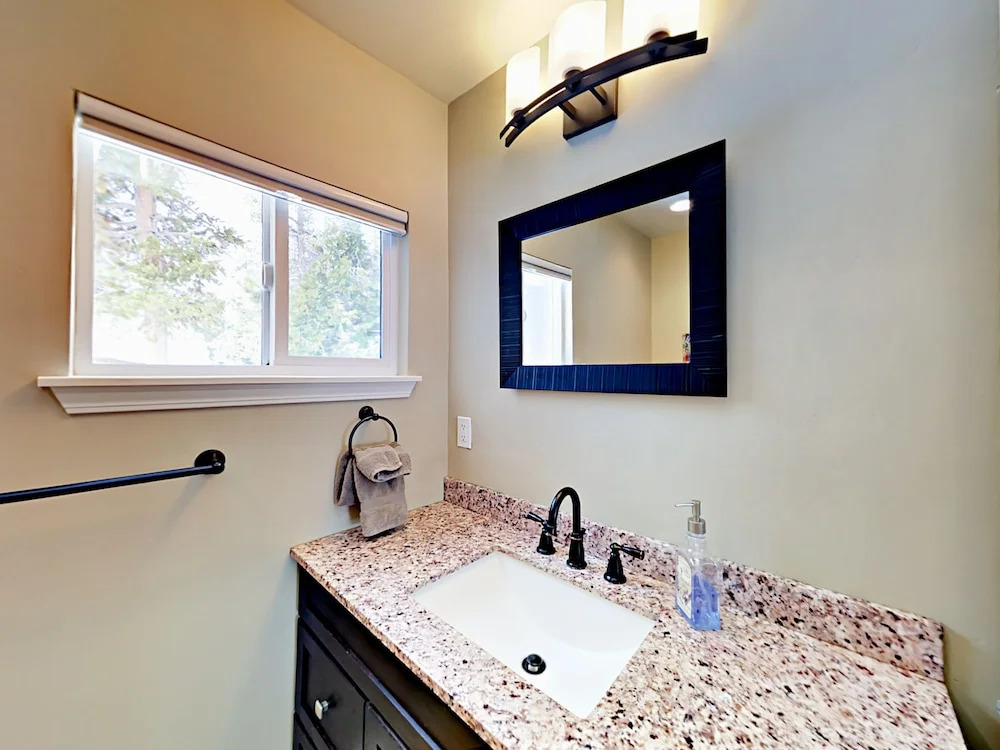 1652 Choctaw St Home 2 Bedrooms 1 Bathroom Home
