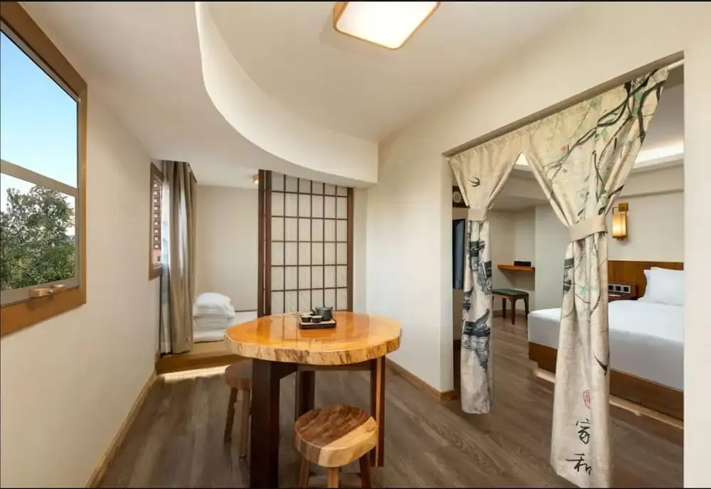 Days Hotel by Wyndham Chengdu Renmin South Road