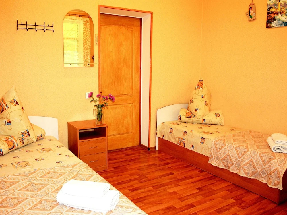 Inn Khlibodarskiy