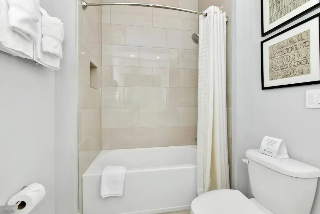 Cozy Condo near Disney w Hotel Amenities - 7770 - 23-109