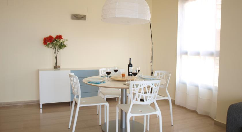 ApartUP Blue Opera View