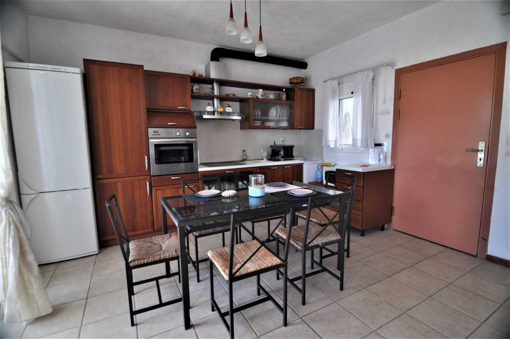 Zennova #15 Naftilos Family Summer House