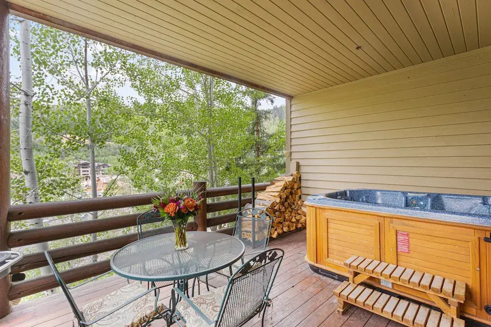 Trail's End Lodge at Deer Valley Resort - Two Bedroom Residence with Spa #404 2 Condo