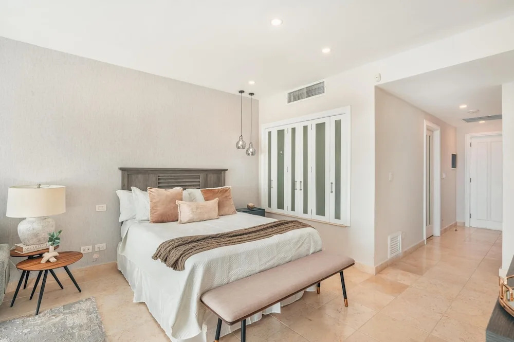 Modern Studio With Ocean View in Punta Palmera