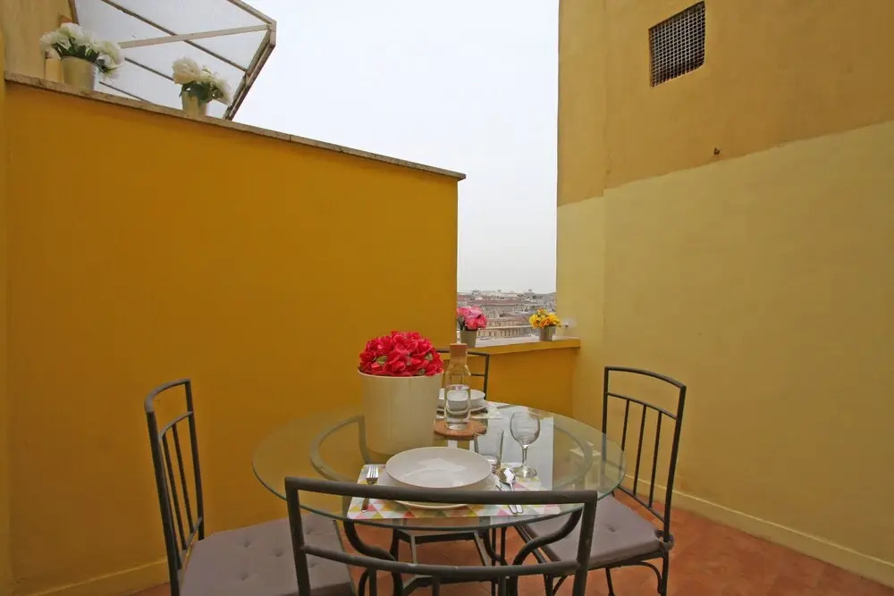 Travel & Stay - Sforza