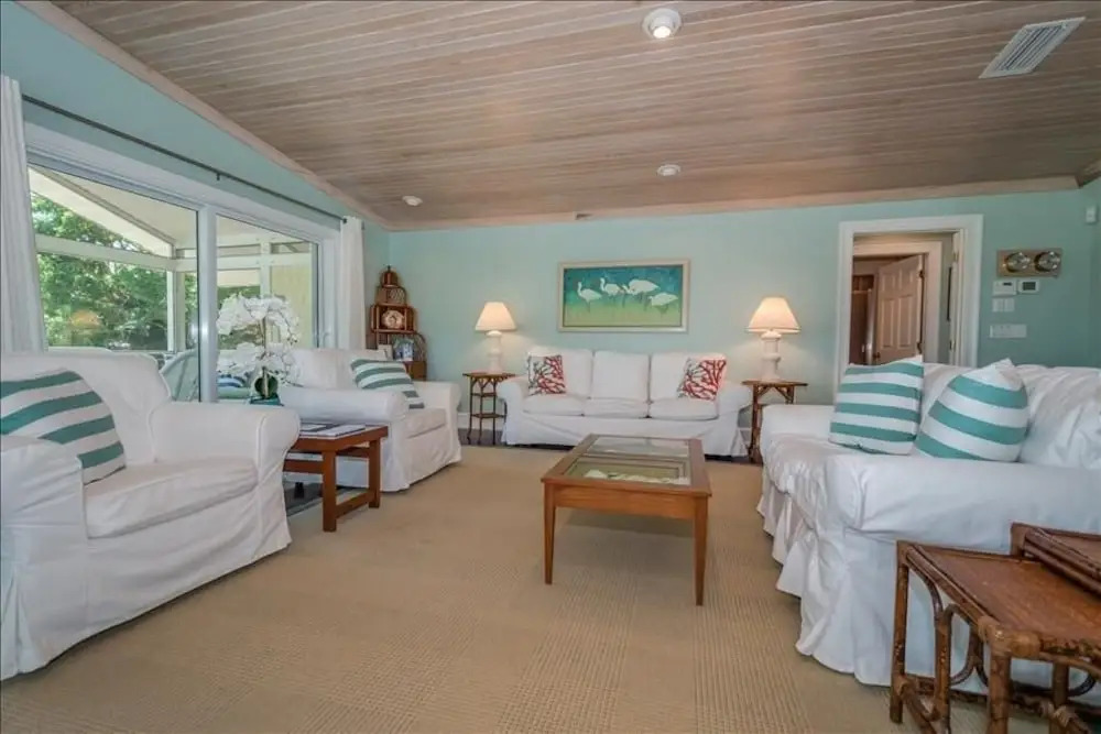 Homes-293 Harbor Drive
