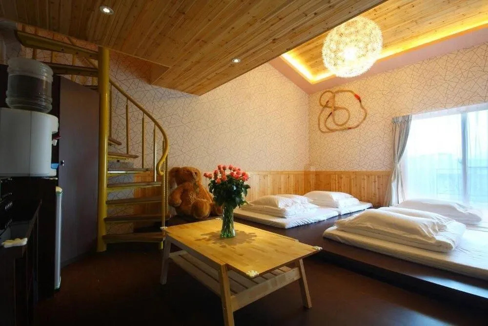 See Railway B&B