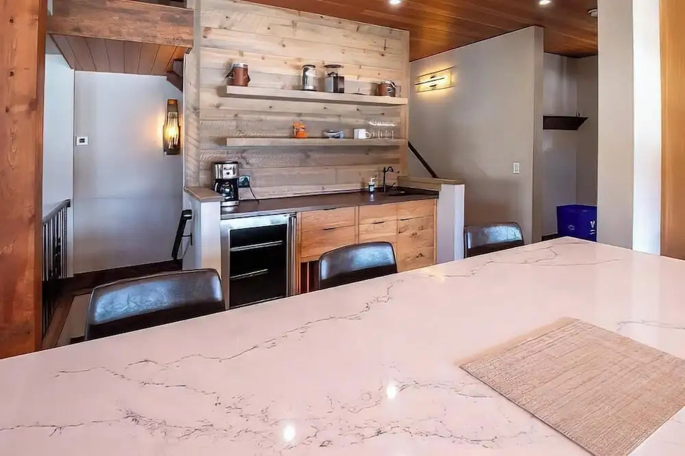 Snow Creek Cabins by Fernie Lodging Co