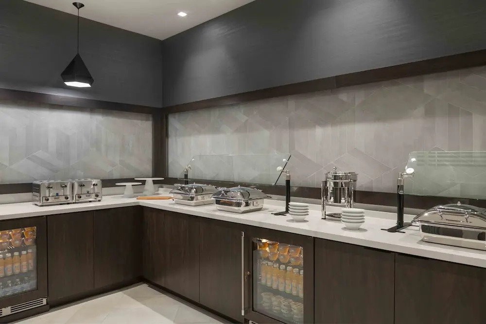 Staybridge Suites - Boston Logan Airport - Revere by IHG