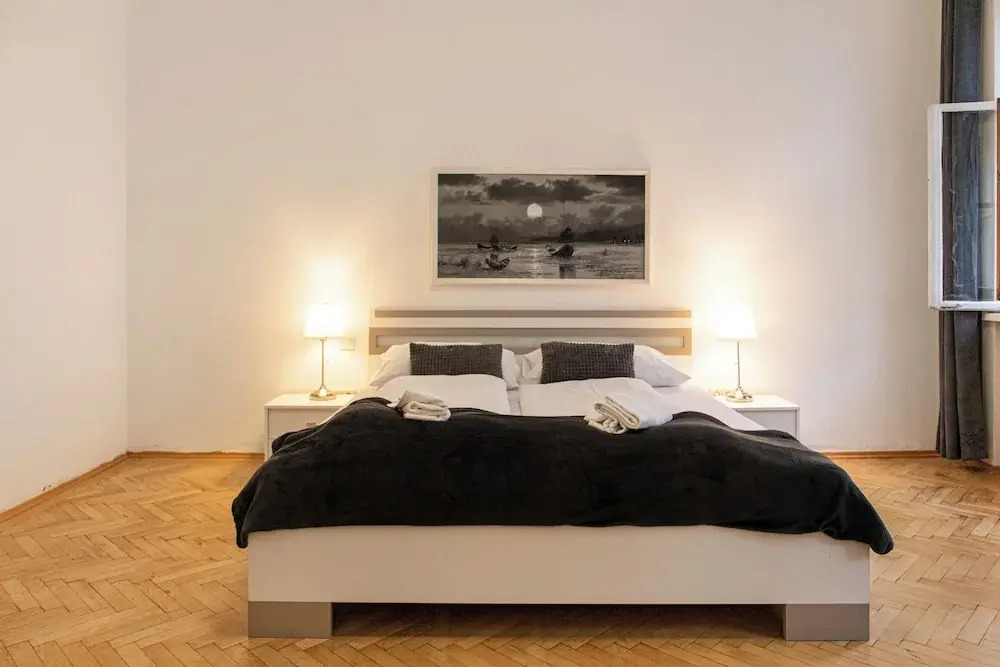 Comfort 3BR Apt Near Wiener Stadthalle