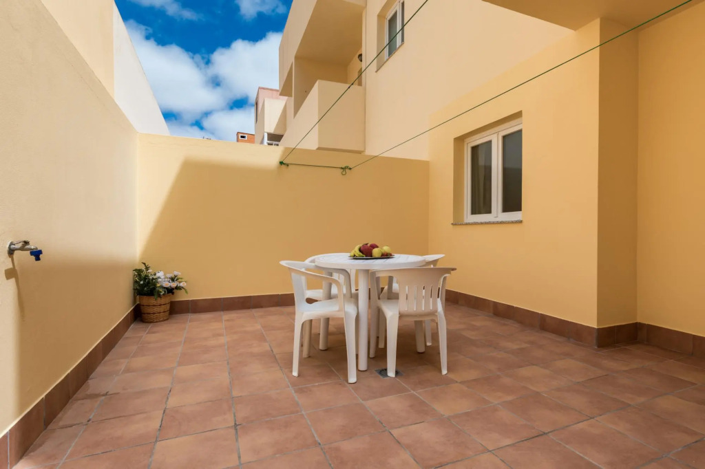 Home2Book Charming Casa Marinera, Terrace