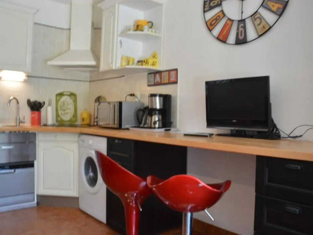Appartement Le Grau-du-Roi, 1 pièce, 4 personnes - FR-1-250-127